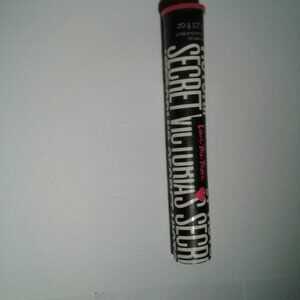 New! Victoria's Secret Love Me More Eau de Parfum